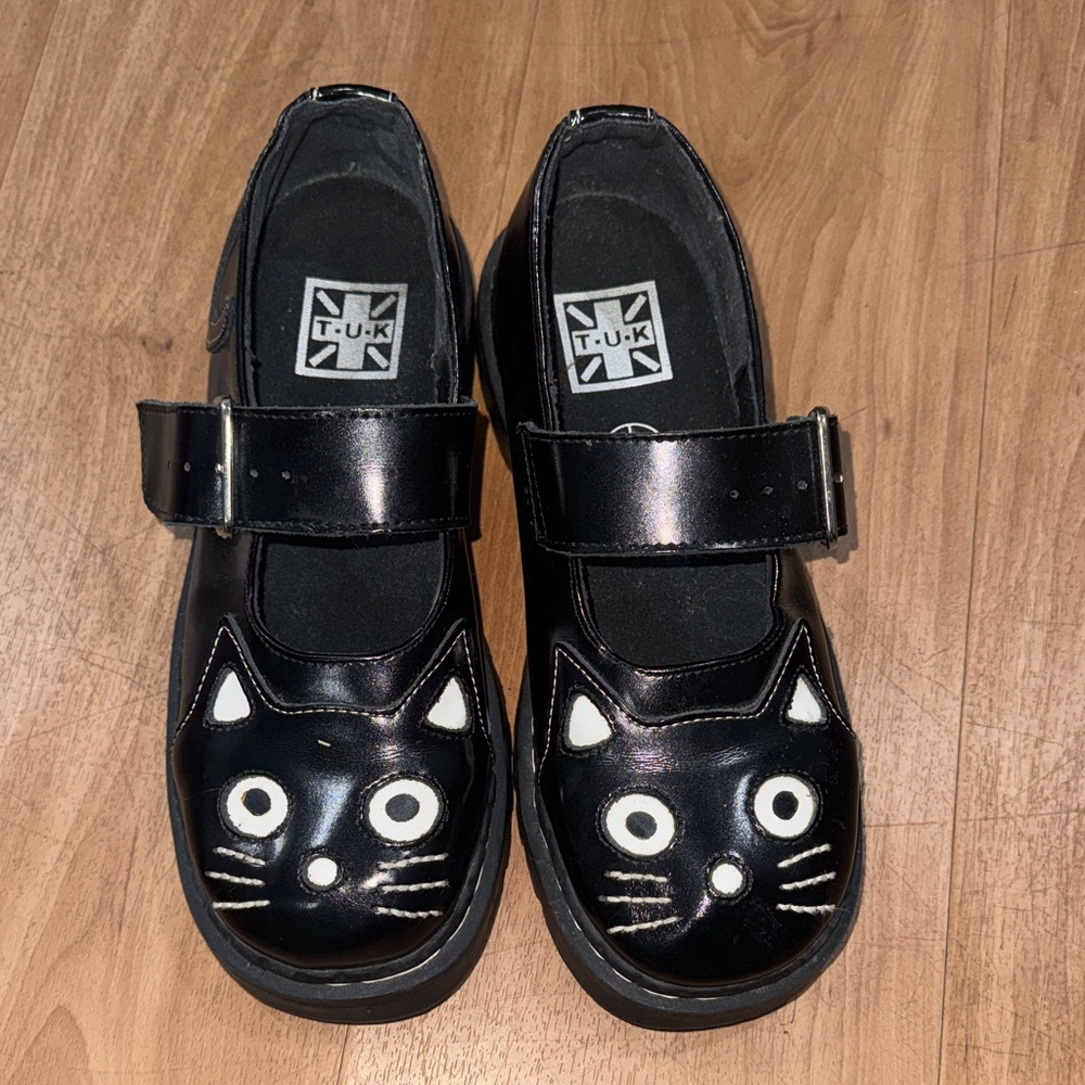 TUK KITTY MARY JANE SHOES SIZE 9